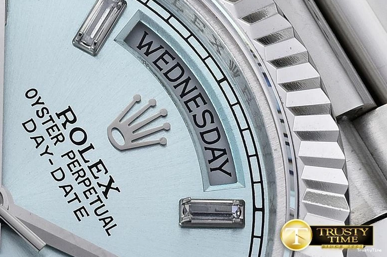 0905 Durable RDD0206A – DayDate 668